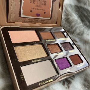 Too Faced Peanut Butter & Jelly Eyeshadow palette